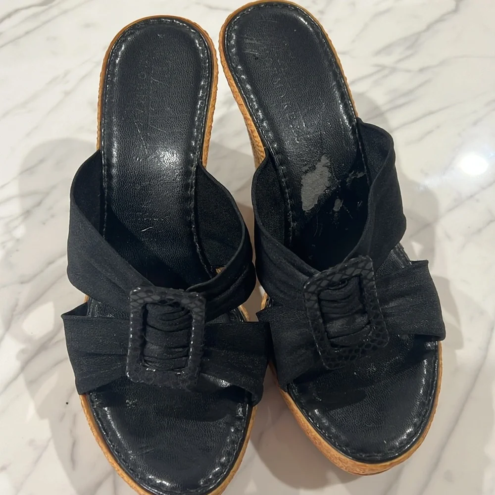 Black wedge slip-ons - Picture 2 of 5